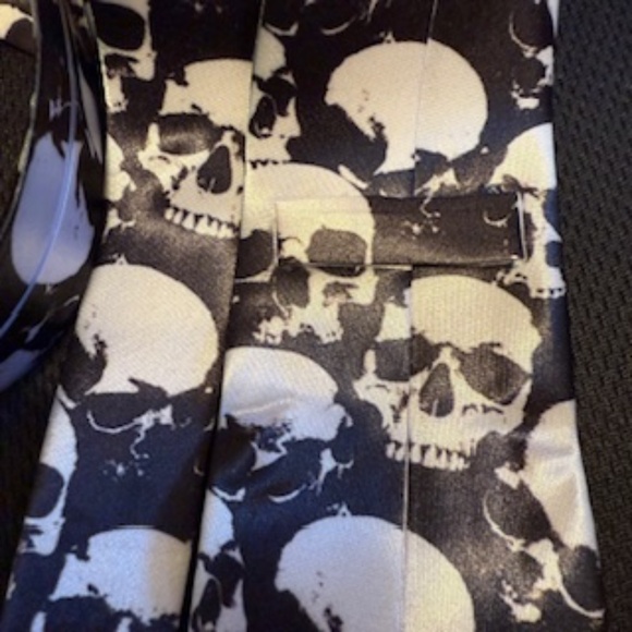Skeleton skull tie - Picture 4 of 6